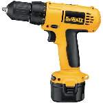 DEWALT DC750KA 9.6-VOLT CORDLESS DRILL/DRIVER KIT HEAVY-DUTY 3/8'' (10MM)