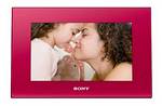 Sony DPFD72N/R Red 7 Inch 800 x 480 Digital Photo Frame with 1GB Memory 